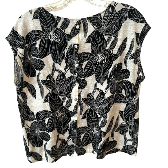 Tahari Women's Black and White Floral 100% Linen Tee in Size‎ L - Picture 2 of 9